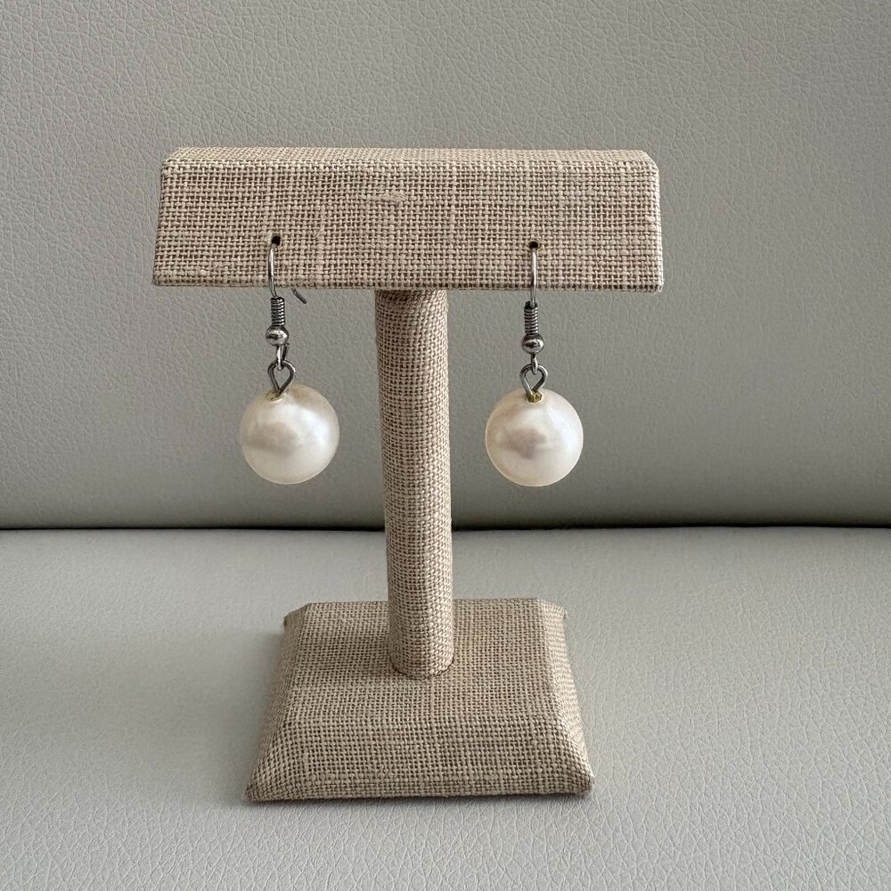 Multistrand White Acrylic and Glass Faux Pearl Necklace, Bracelet and Earrings - Picture 5 of 7